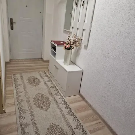 Apartment Lana